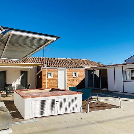 Gite Blanco Y Madera Narbonne Exteriör bild