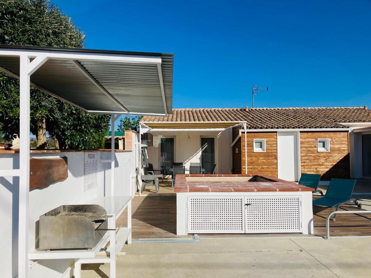 Gite Blanco Y Madera Narbonne Exteriör bild