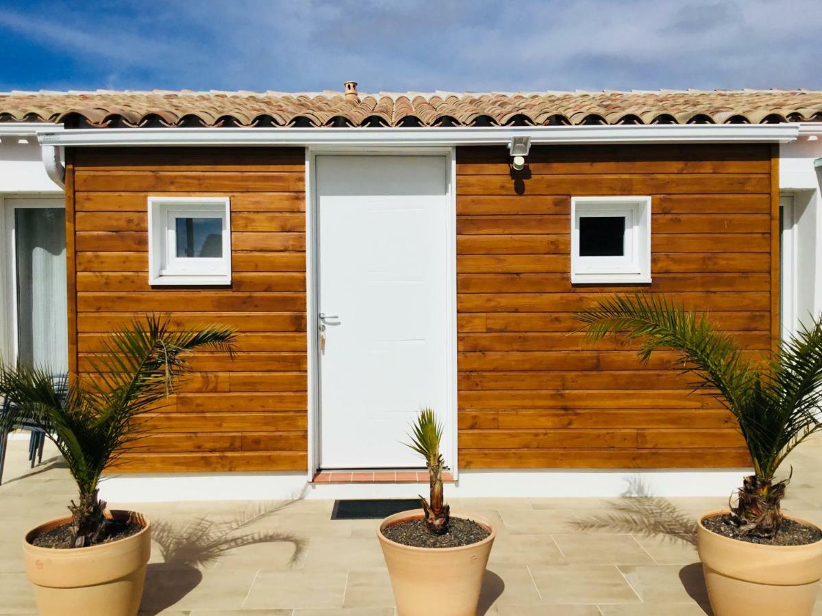 Gite Blanco Y Madera Narbonne Exteriör bild