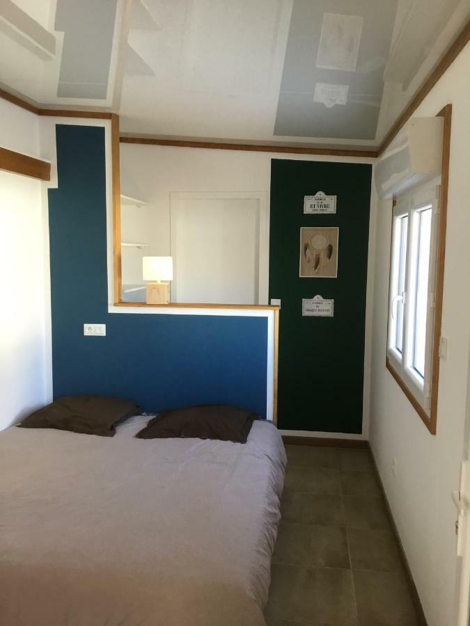 Gite Blanco Y Madera Narbonne Exteriör bild